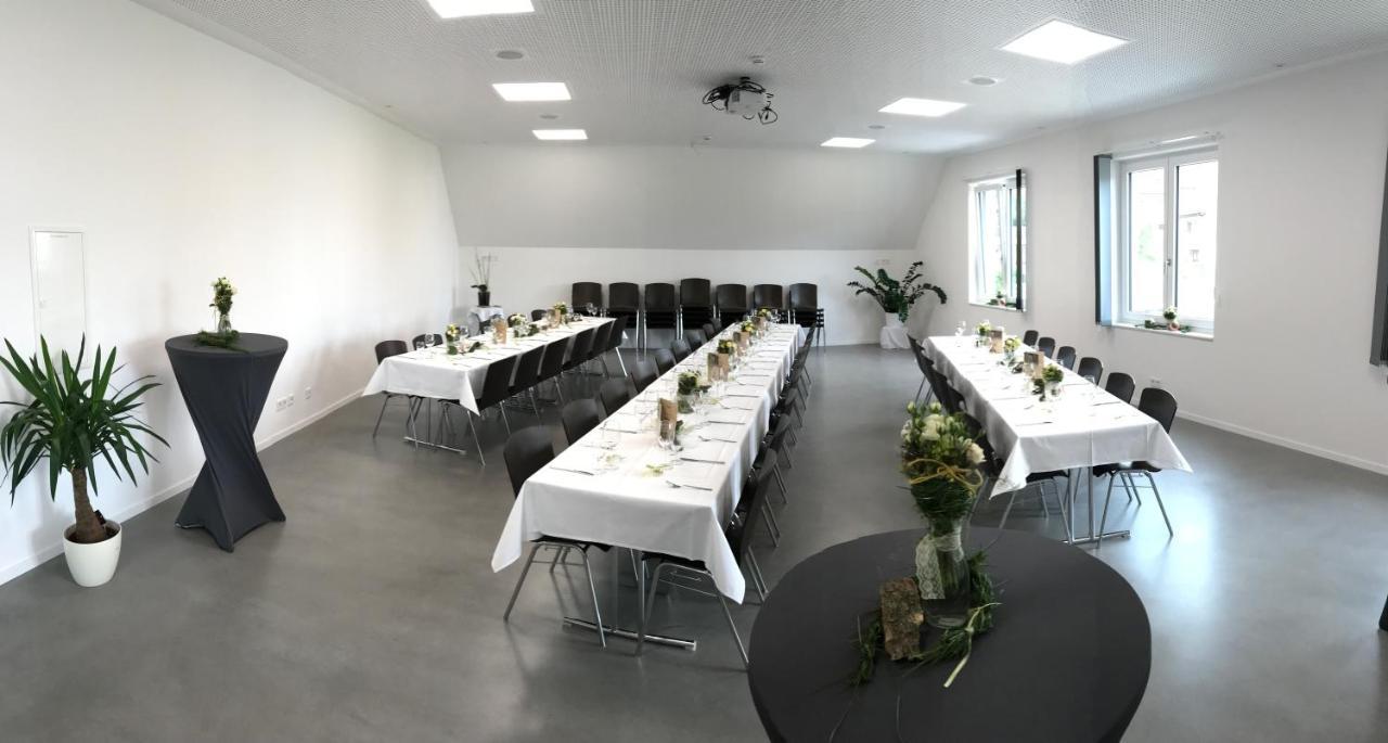 ホテル Alte Schmiede Dunningen エクステリア 写真