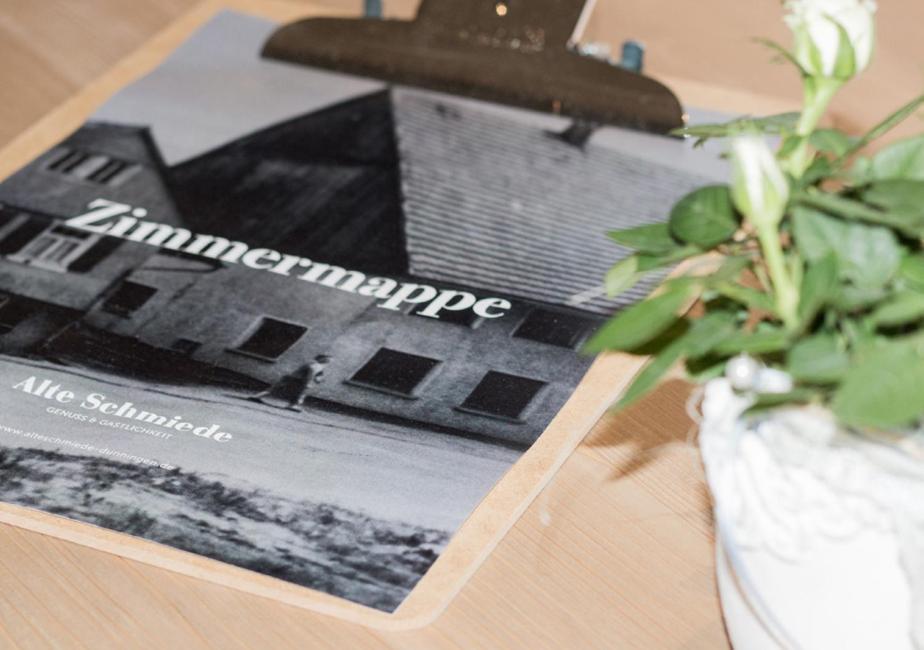 ホテル Alte Schmiede Dunningen エクステリア 写真